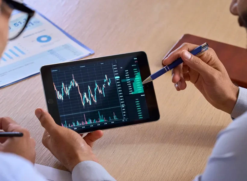 Cumbre Gananció entorno financiero